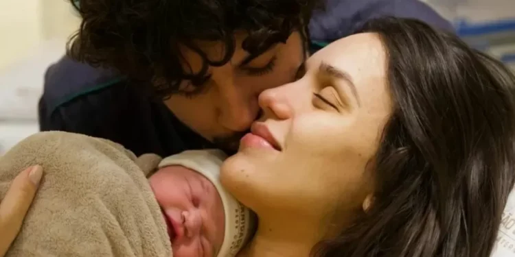 Nasce Zuza Helena, filha de Rafa Kalimann e Nattan