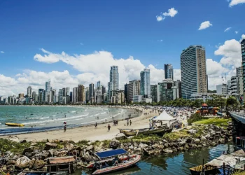 Faixa litorânea de SC vira 5ª força imobiliária do Brasil com R$ 13,4 bi