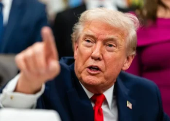 “Tarifa Groenlândia”: qual pode ser impacto para Europa se Trump implementar medida?