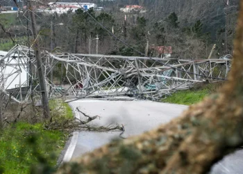 E-Redes contabiliza 63 mil clientes sem luz às 08h00 deste sábado