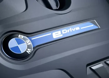 BMW chama à oficina centenas de milhares de veículos devido a risco de incêndio