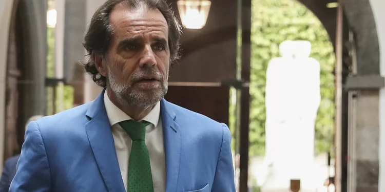 Albuquerque ameaça com passagem de deputados do PSD Madeira a “grupo independente”