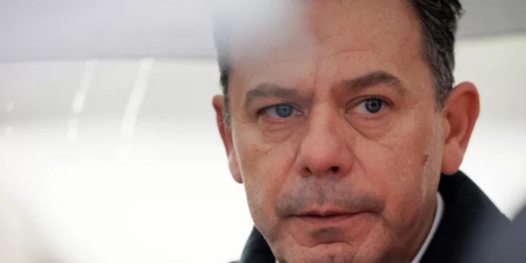 Governo reúne-se na quarta-feira com partidos com assento parlamentar sobre PTRR