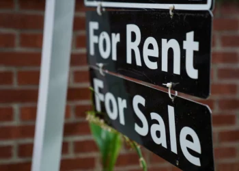 Vendas de moradias usadas nos EUA caem para menor nível em mais de dois anos