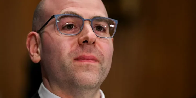 Miran afirma à Fox Business que ainda quer cortes nos juros pelo Fed este ano