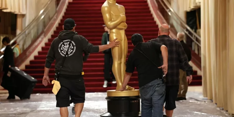 O tapete vermelho virou cinema: por que os looks de 2026 contam histórias melhores que os filmes