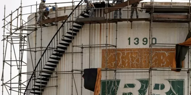 Petrobras eleva querosene de aviação em 9,4% a partir de domingo