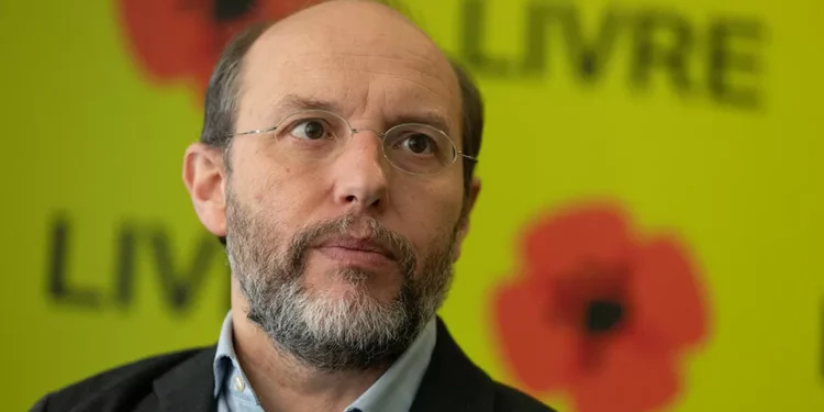 Mau tempo: Livre questiona Governo sobre condições para votar nas presidenciais em concelhos afetados