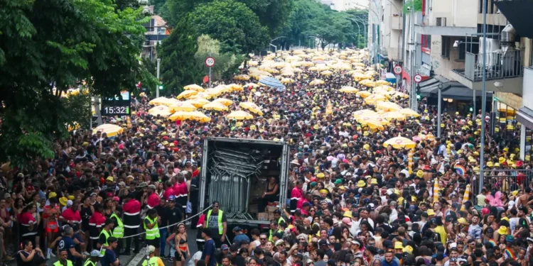 O que vai mudar no carnaval de SP após tumulto com megabloco na Consolação