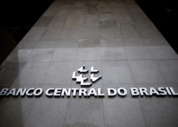 Investimentos Diretos no País somam US$ 8,168 bi em janeiro, acima das projeções