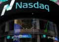 Wall Street encerra em alta com Nasdaq a liderar os ganhos no dia em que Supremo chumba tarifas