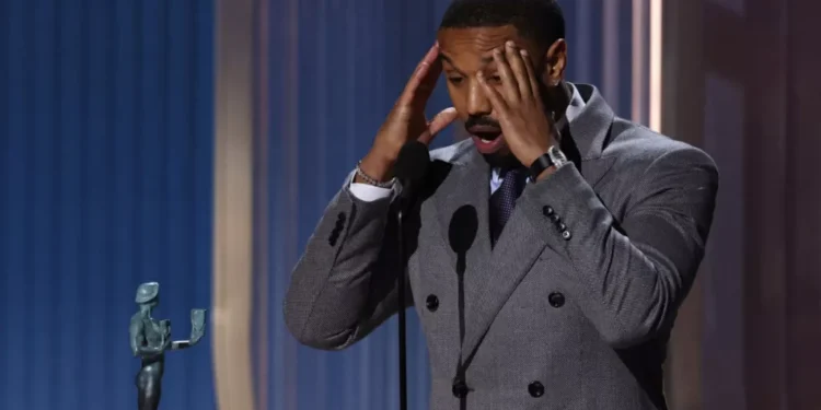 Michael B. Jordan, que disputa o Oscar com Wagner Moura, leva Melhor Ator no Actor Awards